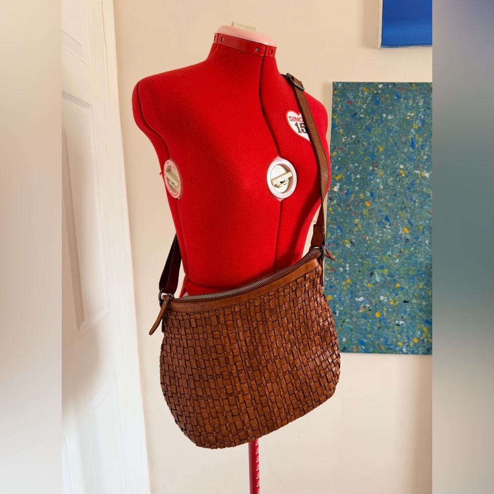 $230 Vilenca Holland Woven Leather Crossbody Bag Cognac Anthropologie Boho Hobo